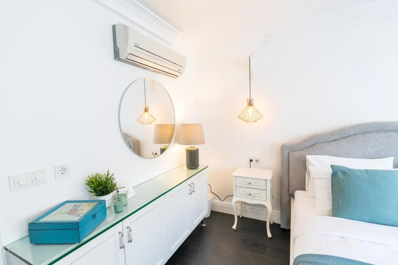 Stylish Duplex In Beyolu With Private Terrace Apartment Istanbul Turkey