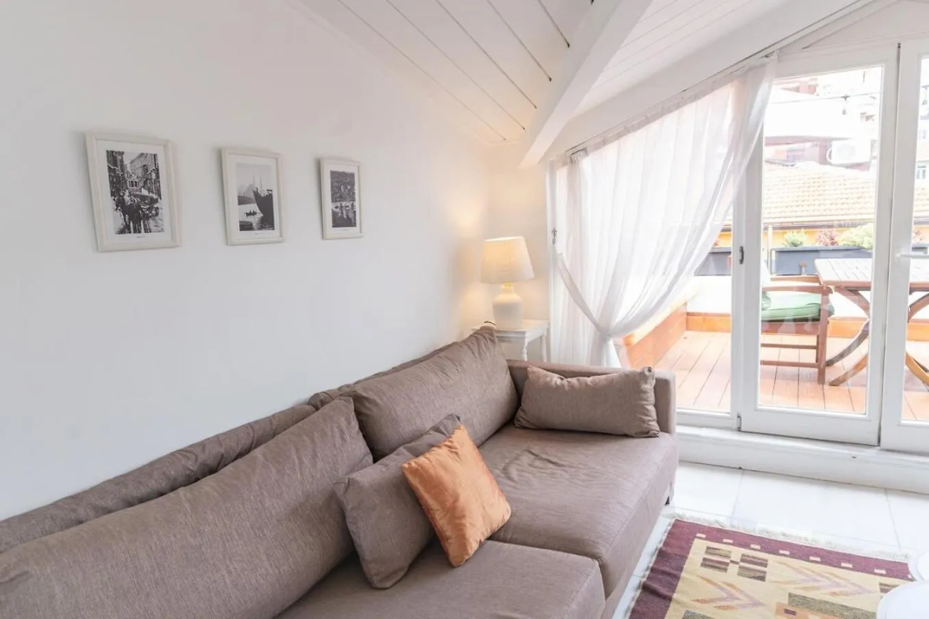 Stylish Duplex In Beyolu With Private Terrace Apartment Istanbul 0*,