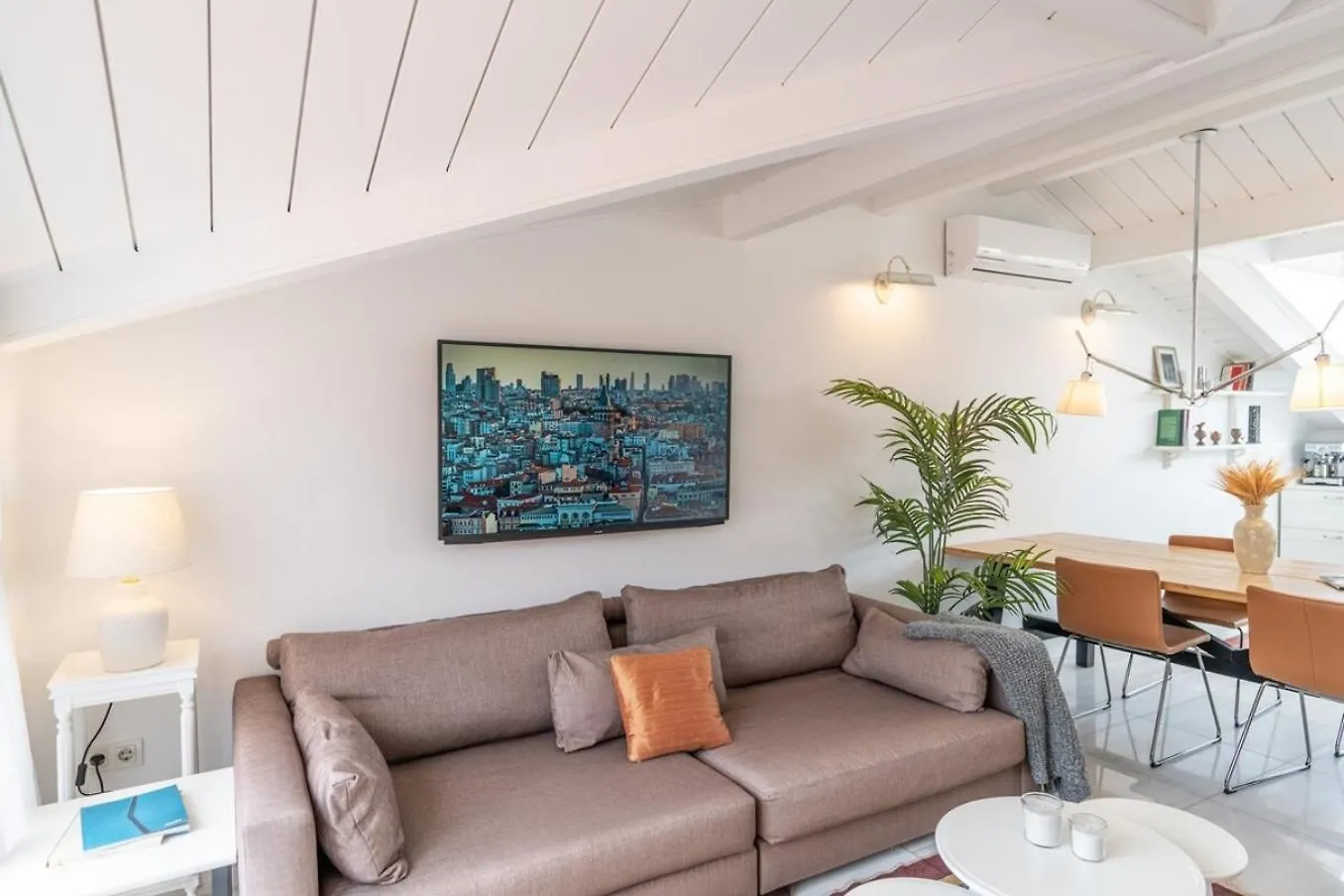 Stylish Duplex In Beyolu With Private Terrace Apartment Istanbul