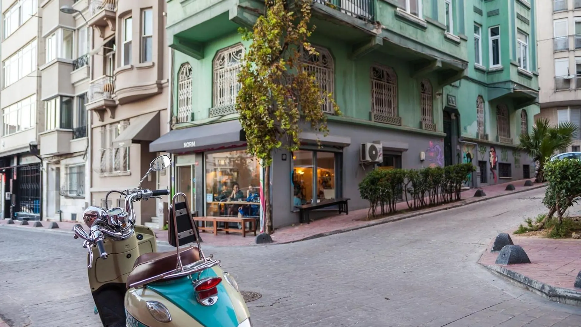 Stylish Duplex In Beyolu With Private Terrace Apartment Istanbul